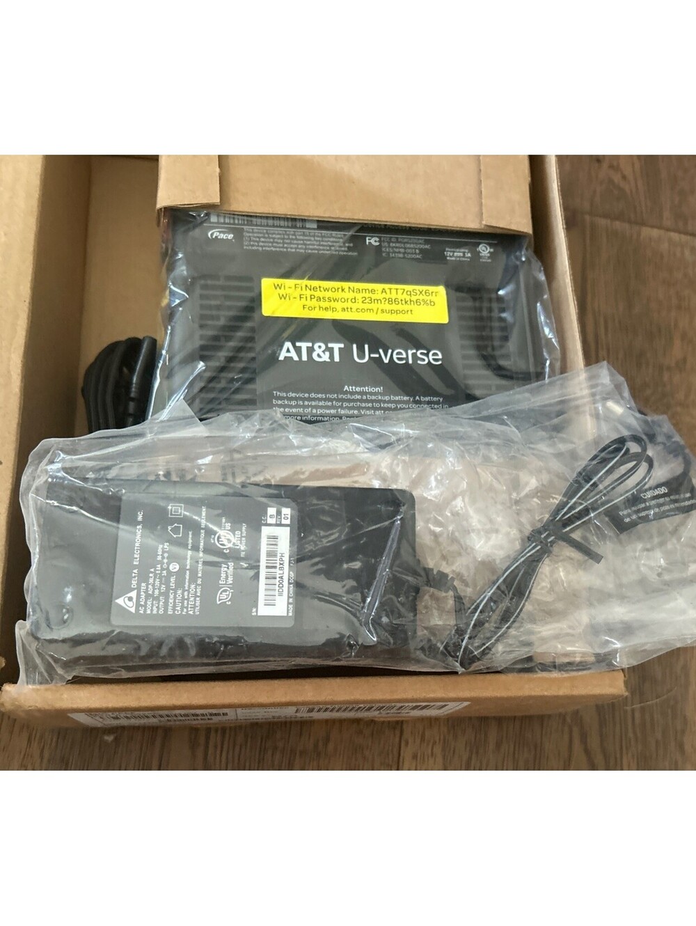 AT&T U-verse 5268AC Gateway Internet Wireless Modem Router New In Box - Picture 7 of 8